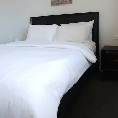 Merrylands Hidden Gem! One Bedroom Apartment Exterior photo