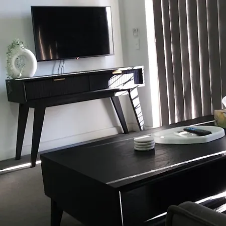 Merrylands Hidden Gem! One Bedroom Apartment Exterior photo