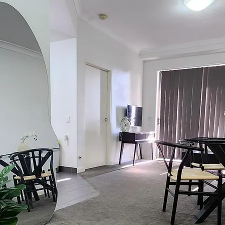 Merrylands Hidden Gem! One Bedroom Apartment Exterior photo